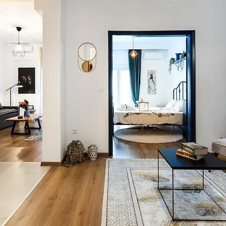 דירה Luxury Centre With Balcony *