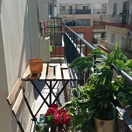 דירה Luxury Centre With Balcony